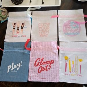 🌺 3 for $10 Sephora Bags
